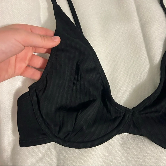 Cotton on Body NWT Black Bathing Suit Bikini Top Womens Size Small S Beach Pool - Picture 3 of 7